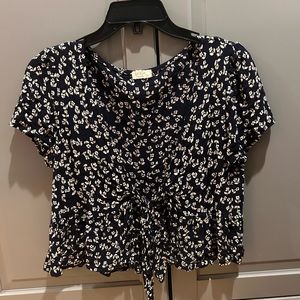 Brandy Melville tie front ruffle crop floral print